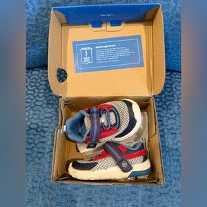 Stride Rite Kids' srt ian Sneakers in Red and Navy. Sz 4M